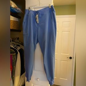 Figs ceil blue jogger size XL